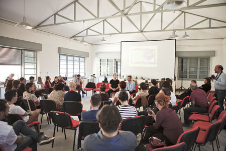 Una fotografia scattata durante una Masterclass del Cineporto